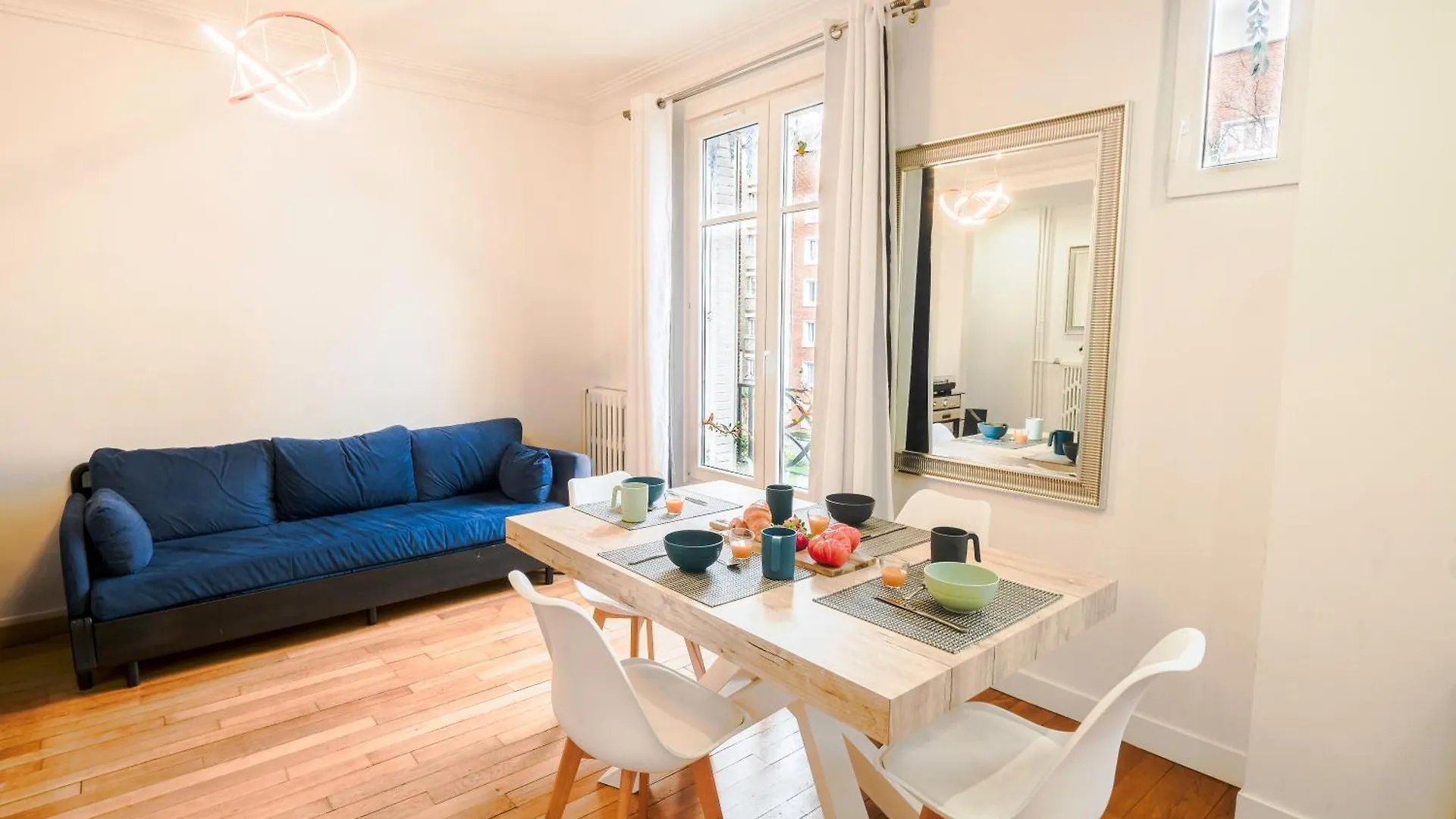 Le Dantzig - Paris Expo, Metro Convention Apartment